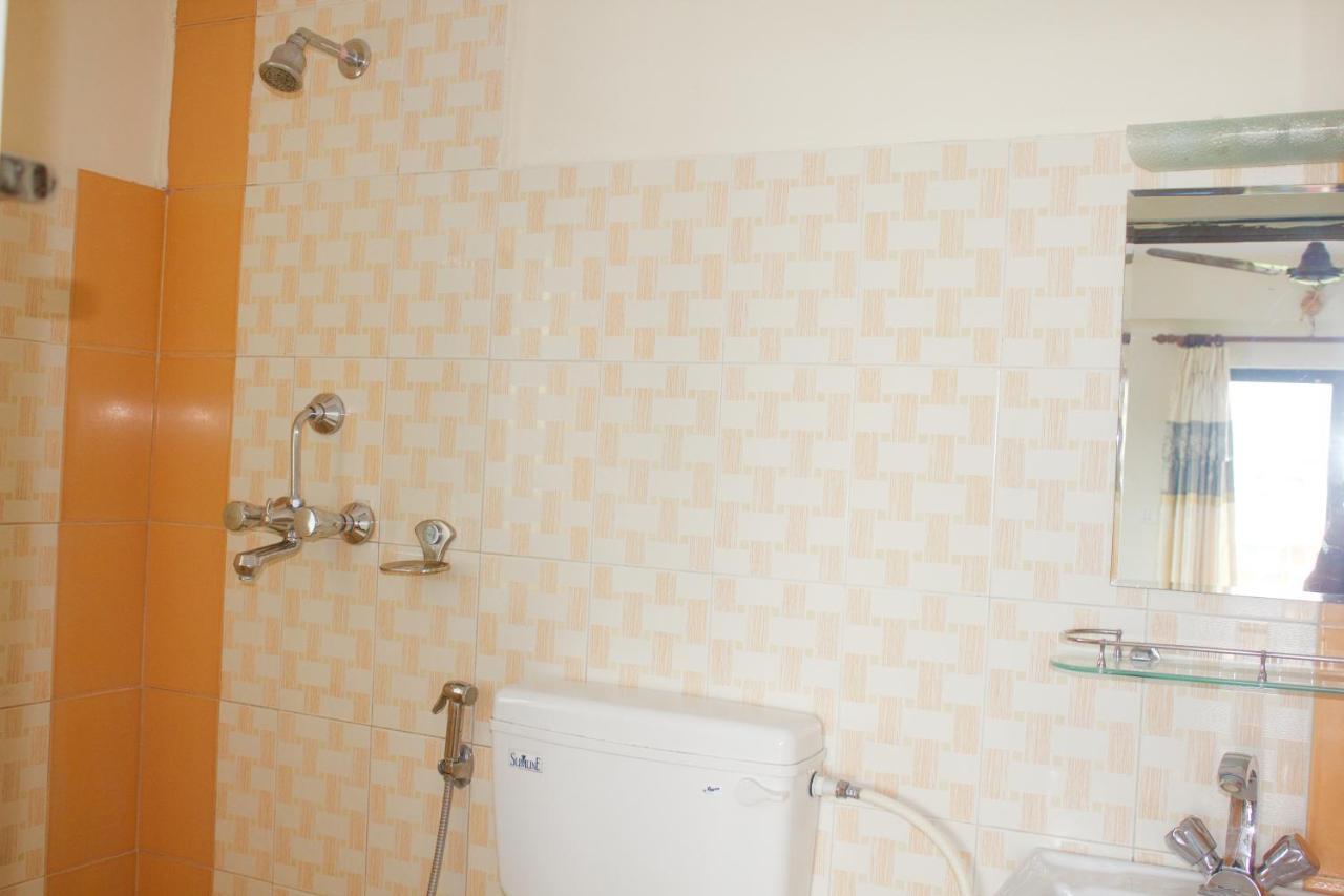 Hotel Garuda Inn Pokhara Ngoại thất bức ảnh