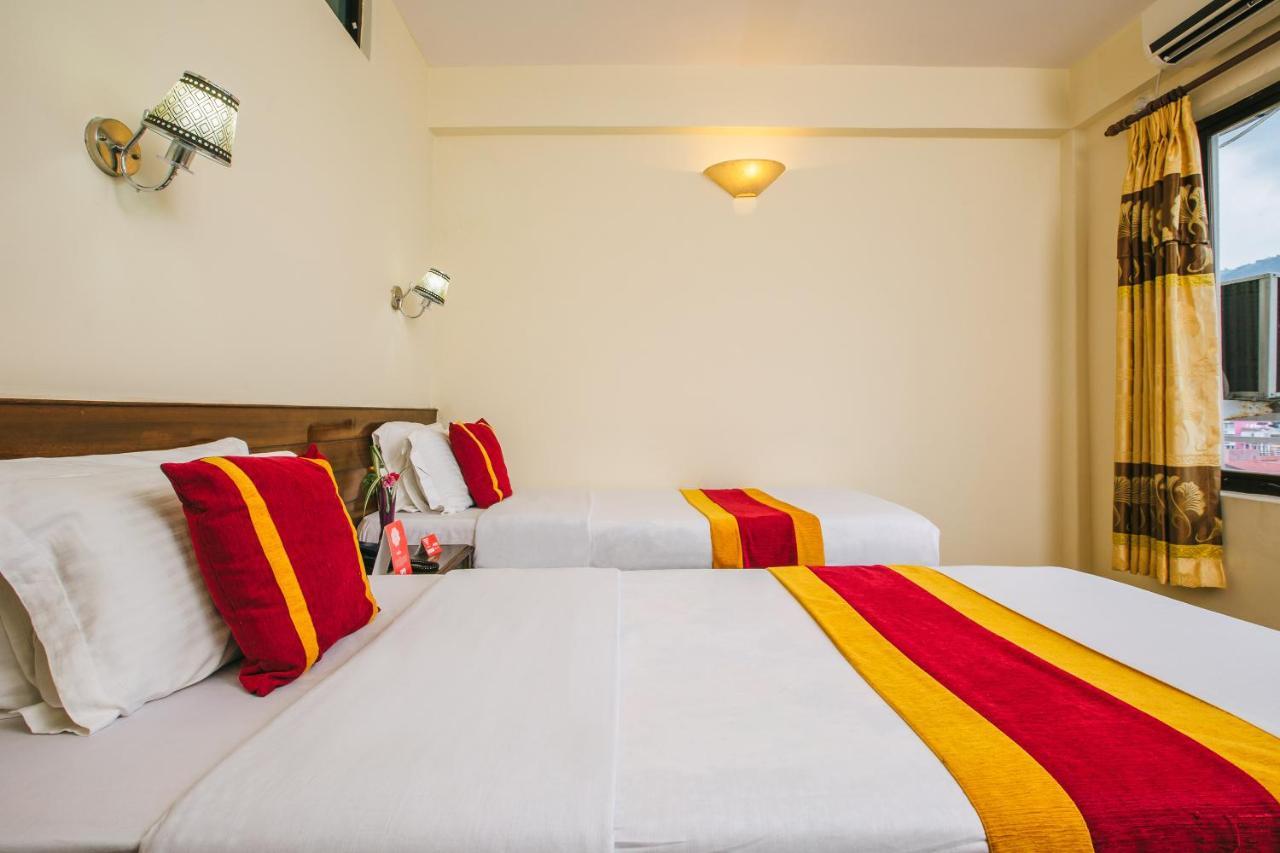 Hotel Garuda Inn Pokhara Ngoại thất bức ảnh