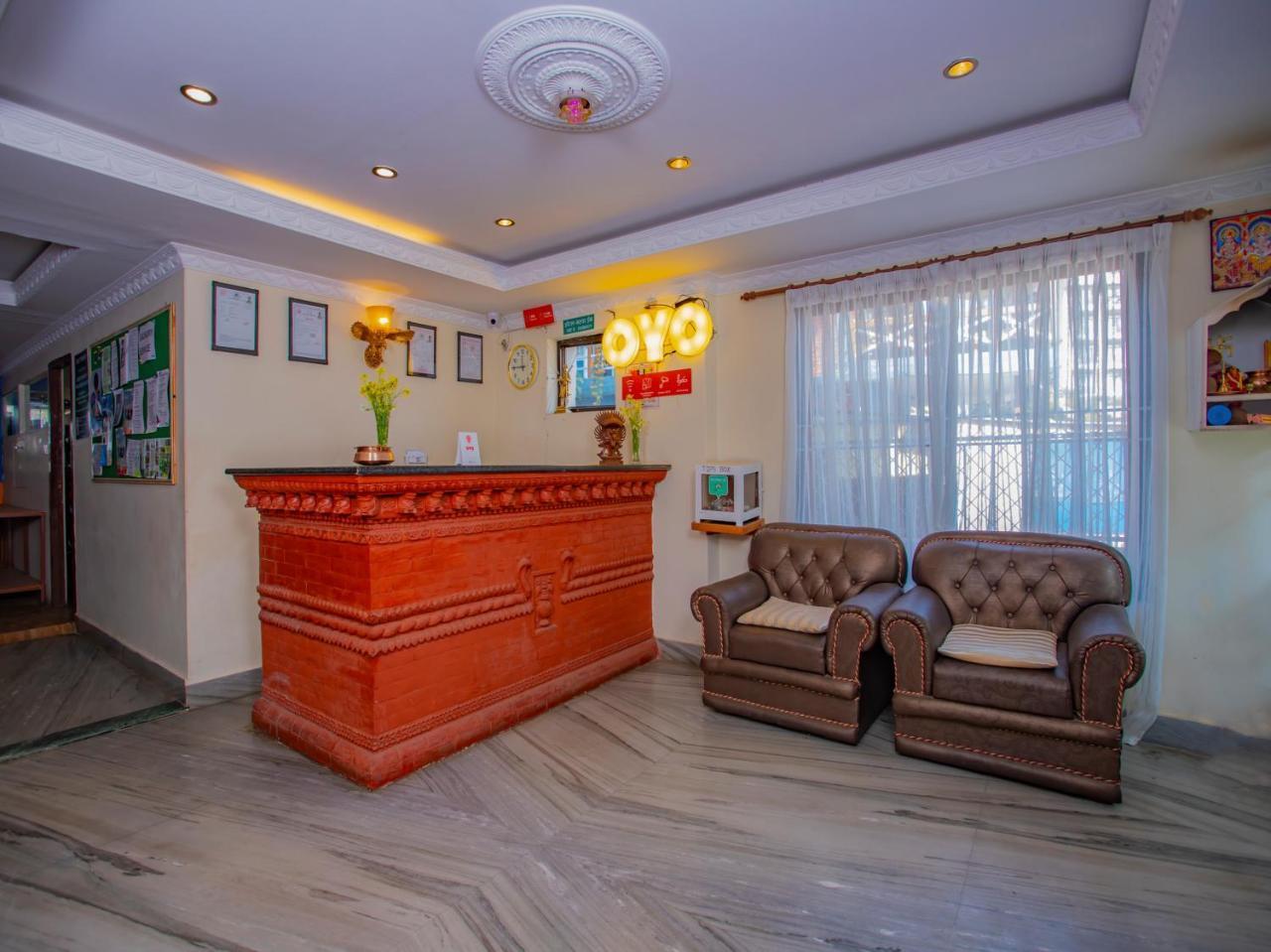 Hotel Garuda Inn Pokhara Ngoại thất bức ảnh