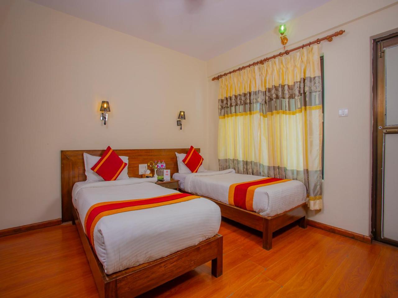 Hotel Garuda Inn Pokhara Ngoại thất bức ảnh
